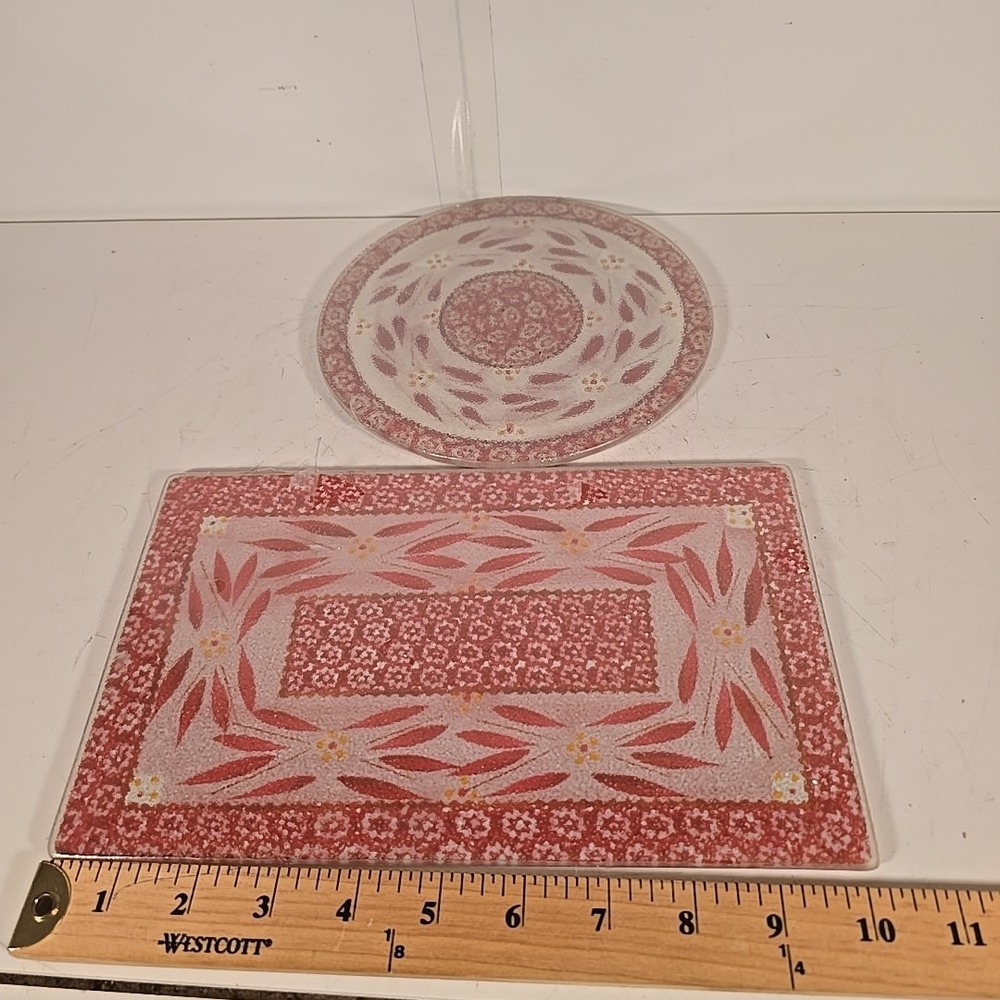 Two Old World Temptations Red Trivets